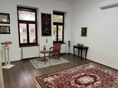 Eladó Lakás 7623 Pécs , Zsolnay szobor