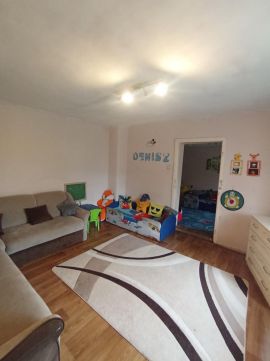 Eladó Ház 2225 Üllő , Pesti úton
