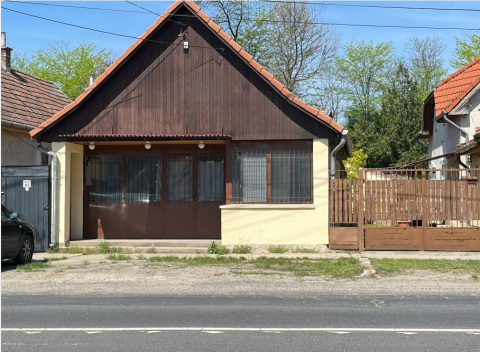 Eladó Üzlethelyiség 2144 Kerepes 