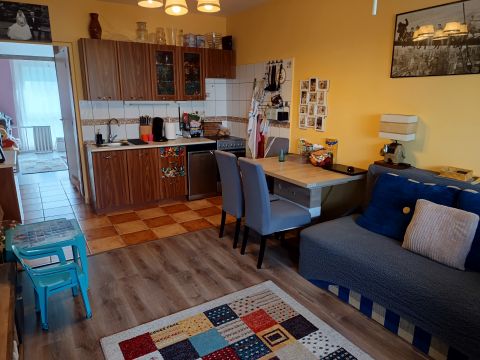 Eladó Lakás 7636 Pécs 