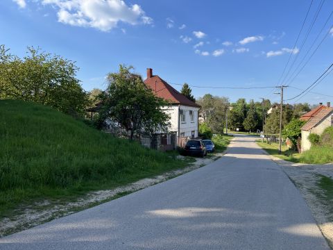 Eladó Telek 8416 Dudar , központi helyen