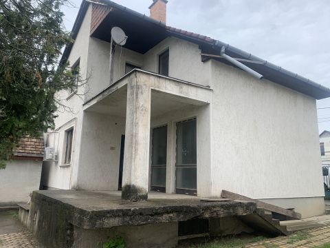 Eladó Ház 2113 Erdőkertes , Géza utca