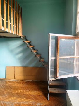 Eladó Lakás 1086 Budapest 8. kerület Kálvária tér közelében - hangulatos, reális áron 