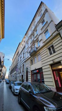 Eladó Lakás 1056 Budapest 5. kerület 