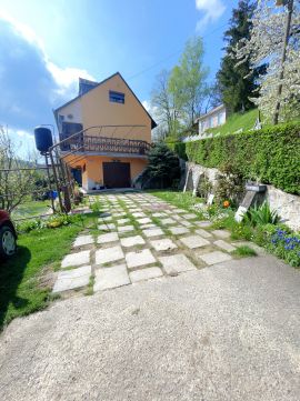 Eladó Ház 7677 Orfű Orfűn panorámás nyaraló sok lehetőséggel
