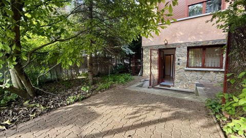 Kiadó Iroda 1161 Budapest 16. kerület 