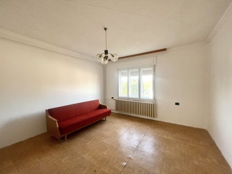 Eladó Ház 8417 Csetény Csetény központjában