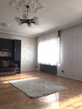 Kiadó Lakás 1147 Budapest 14. kerület , Hatalmas szoba, saját fürdő-wc, közös konyha, erkély!