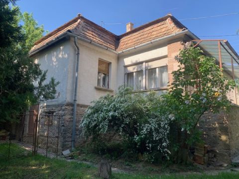 Eladó Ház 2834 Tardos 