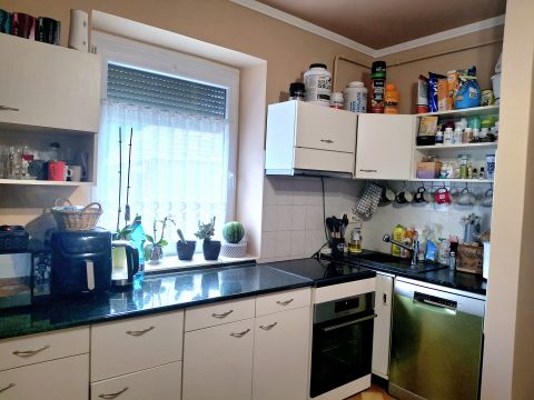 Eladó Ház 3262 Markaz Csendesebb utcában , központhoz közel