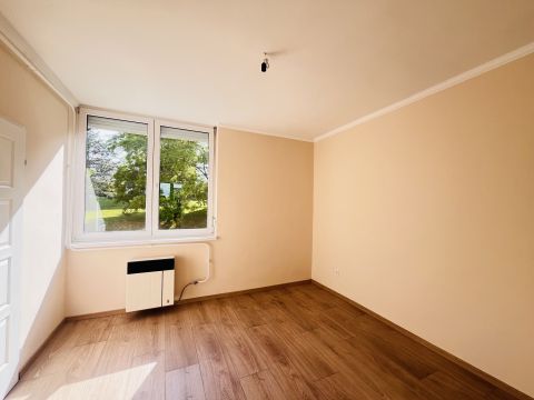 Eladó Lakás 8200 Veszprém Eladó felújított lakás!