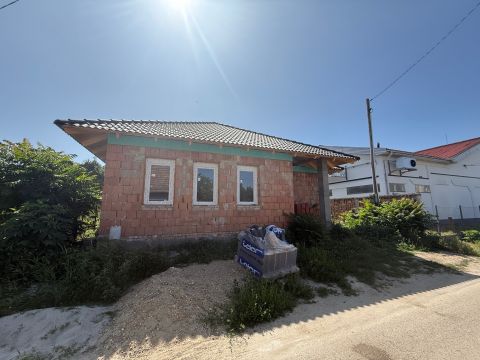 Eladó Ház 2740 Abony 