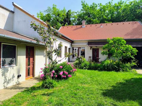 Eladó Ház 2600 Vác , Kisvác