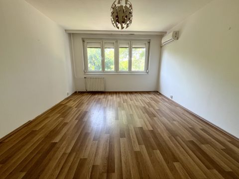 Eladó Lakás 1214 Budapest 21. kerület , Azonnal költözhető, első emeleti garzon Csillagtelepen