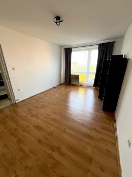 Eladó Lakás 7300 Komló 