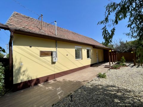 Eladó Ház 2760 Nagykáta 