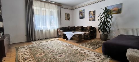 Eladó Ház 8220 Balatonalmádi Vörösberény központi helyén