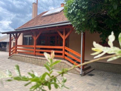 Eladó Ház 6050 Lajosmizse , LAJOSMIZSE CSENDES KÖRNYÉK