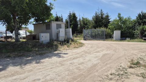 Eladó Ipari 6000 Kecskemét 1656nm új csarnoképület 13305nm iperi telken, 40% beépíthető
