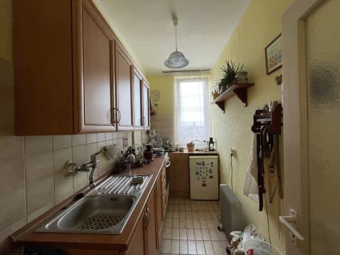 Eladó Lakás 9027 Győr  Balassi bálint utca  környéke