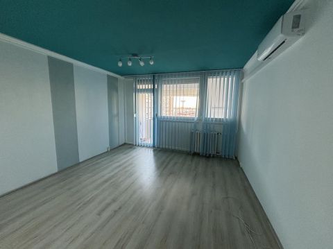 Kiadó Lakás 6000 Kecskemét 