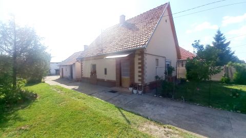 Eladó Ház 6035 Ballószög 