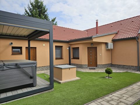 Eladó Ház 7960 Sellye , Sellyén a vasútállomáshoz közel