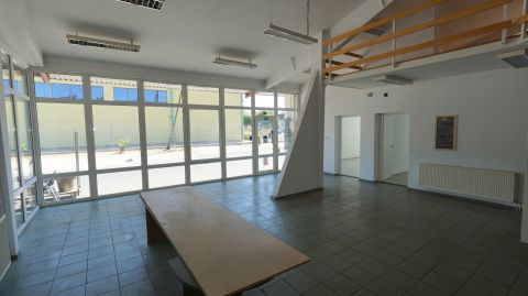 Kiadó Üzlethelyiség 8900 Zalaegerszeg , Tescó közelében