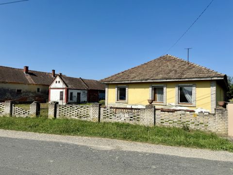 Eladó Ház 8997 Zalaháshágy 