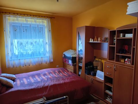 Eladó Lakás 8878 Lovászi 