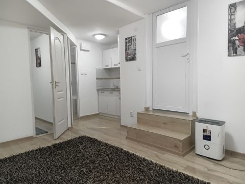 Eladó Lakás 1084 Budapest 8. kerület 