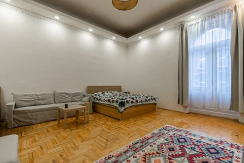 Eladó Lakás 1081 Budapest 8. kerület 