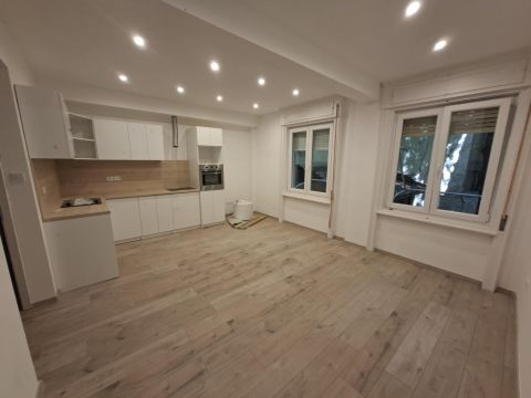 Eladó Lakás 1123 Budapest 12. kerület , ****AMERIKAI KONYHÁS NAPPALI, 2 HÁLÓ, 2 FÜRDŐ****