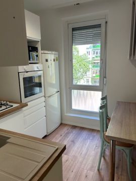 Kiadó Lakás 7624 Pécs , Felújitott 3 szobás lakás az Egyetemek közelében-Nagy Jenő u