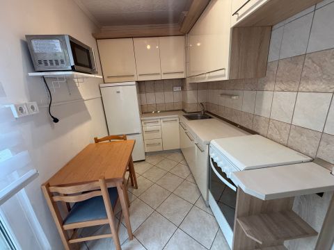 Eladó Lakás 7624 Pécs 