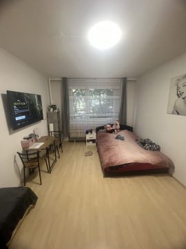 Eladó Lakás 8200 Veszprém 