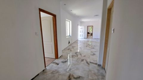 Eladó Ház 2116 Zsámbok 