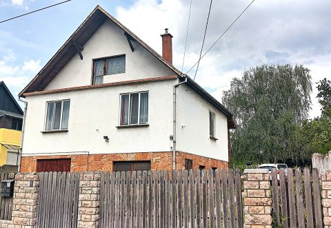Eladó Ház 2509 Esztergom 