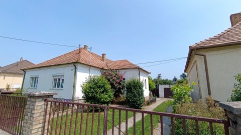 Eladó Ház 7754 Bóly 