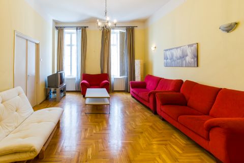 Eladó Lakás 1054 Budapest 5. kerület 