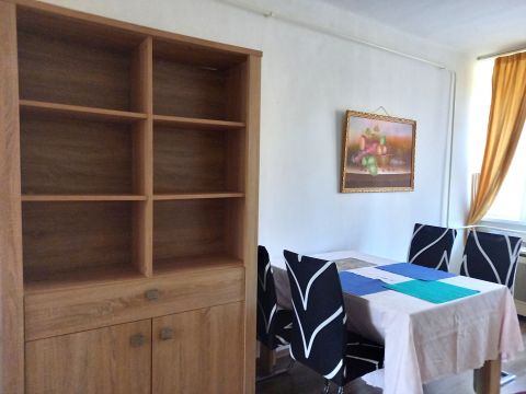 Kiadó Lakás 3300 Eger Mátyás király utcában