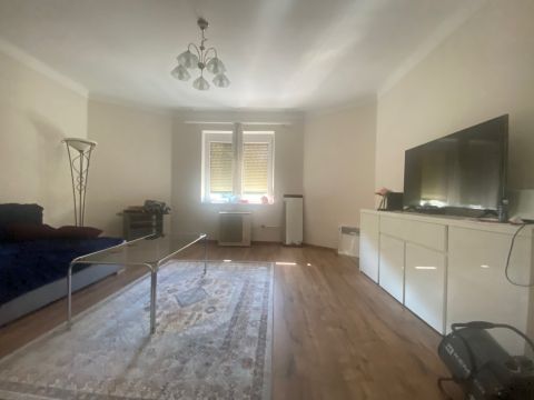 Eladó Ház 2112 Veresegyház , Sparhoz közel