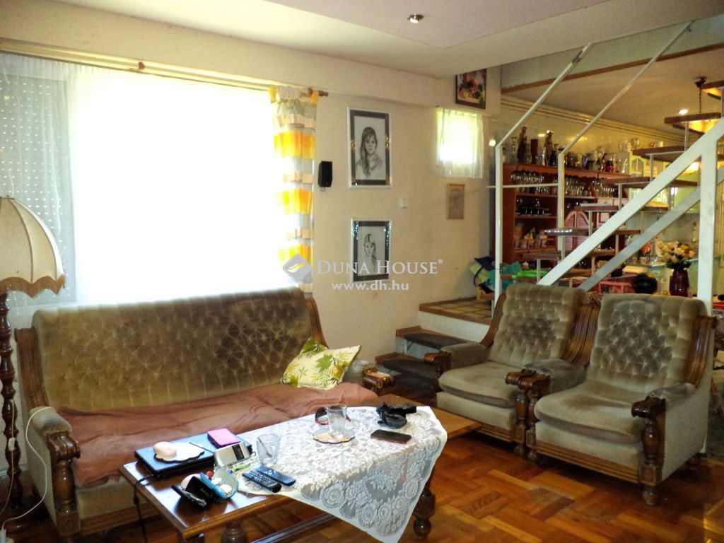 2483 Gárdony , Gárdony központ közelében — 1/26