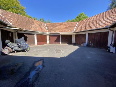 Eladó Parkoló 5600 Békéscsaba 