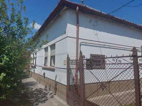 Eladó Ház 6085 Fülöpszállás 