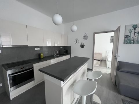 Kiadó Lakás 7621 Pécs 
