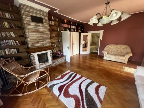 Eladó Ház 2730 Albertirsa , Központ