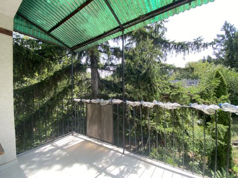 Eladó Lakás 1125 Budapest 12. kerület , Szent Orbán tér felett