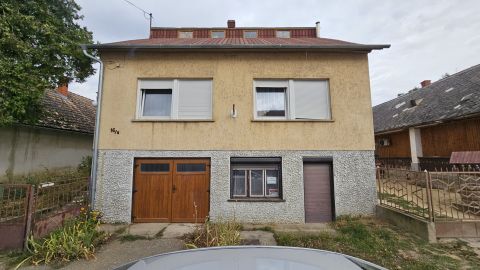 Eladó Ház 7042 Pálfa , központban