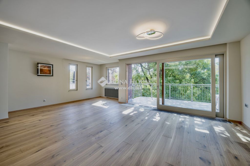1021 Budapest 2. kerület — 1/21